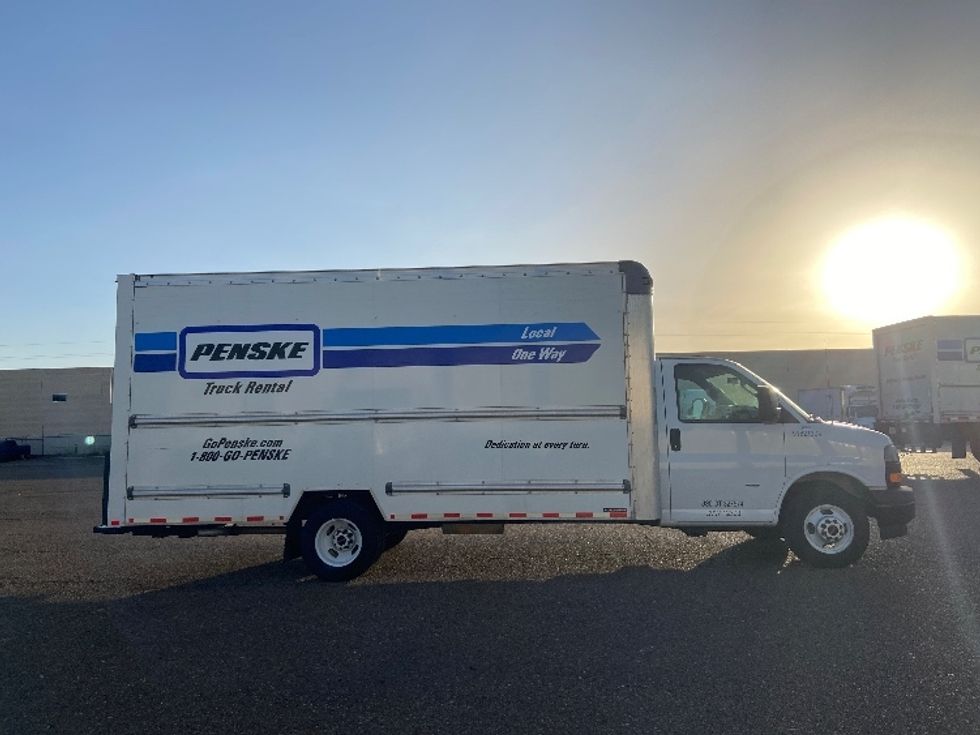 Light Duty Box Truck-Light and Medium Duty Trucks-GMC-2021-Savana G33903-Laredo-TX-65,041\n\t\tmiles-$ 34,250 - Image 13