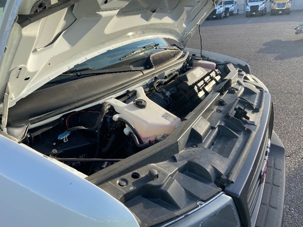 Light Duty Box Truck-Light and Medium Duty Trucks-GMC-2021-Savana G33903-Laredo-TX-65,041\n\t\tmiles-$ 34,250 - Image 21