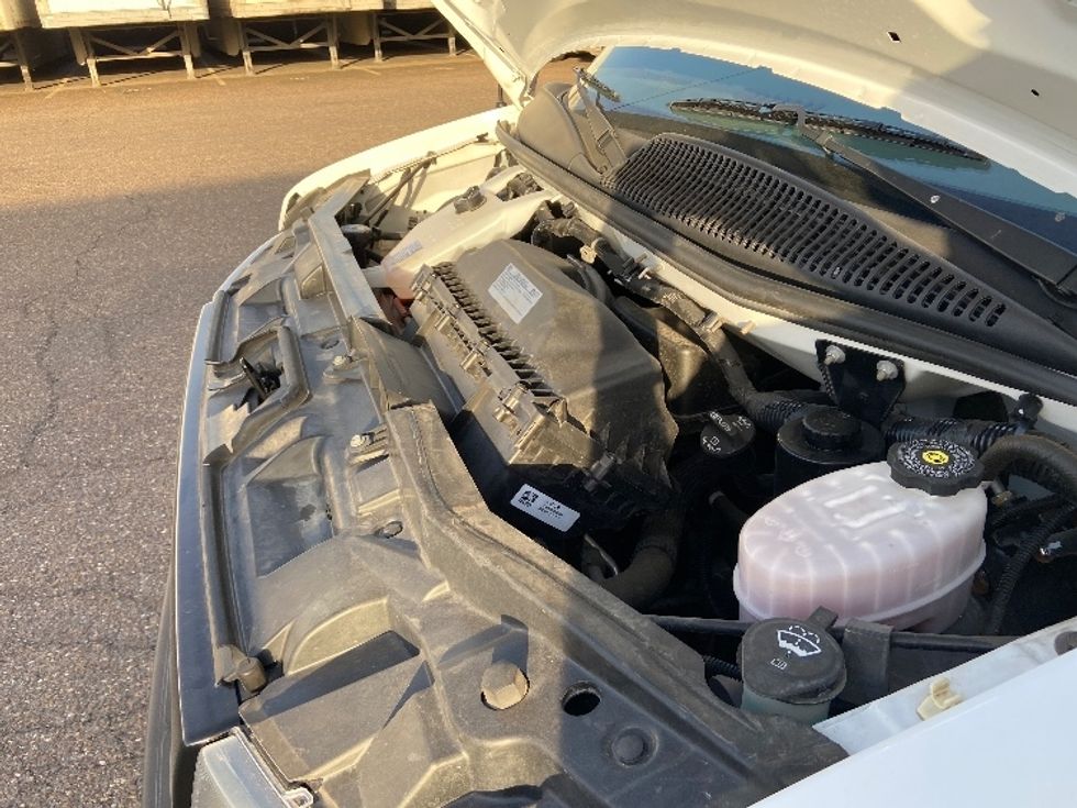 Light Duty Box Truck-Light and Medium Duty Trucks-GMC-2021-Savana G33903-Laredo-TX-65,041\n\t\tmiles-$ 34,250 - Image 22