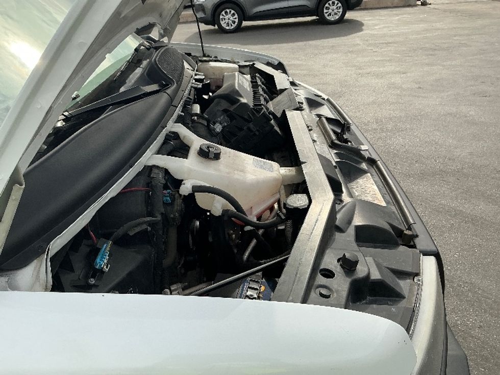 Light Duty Box Truck-Light and Medium Duty Trucks-GMC-2021-Savana G33903-Las Vegas-NV-107,339\n\t\tmiles-$ 29,000 - Image 23