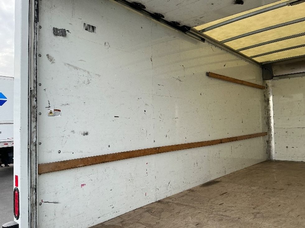 Light Duty Box Truck-Light and Medium Duty Trucks-GMC-2021-Savana G33903-Las Vegas-NV-108,651\n\t\tmiles-$ 30,000 - Image 11