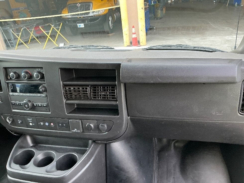 Light Duty Box Truck-Light and Medium Duty Trucks-GMC-2021-Savana G33903-Las Vegas-NV-108,651\n\t\tmiles-$ 30,000 - Image 21