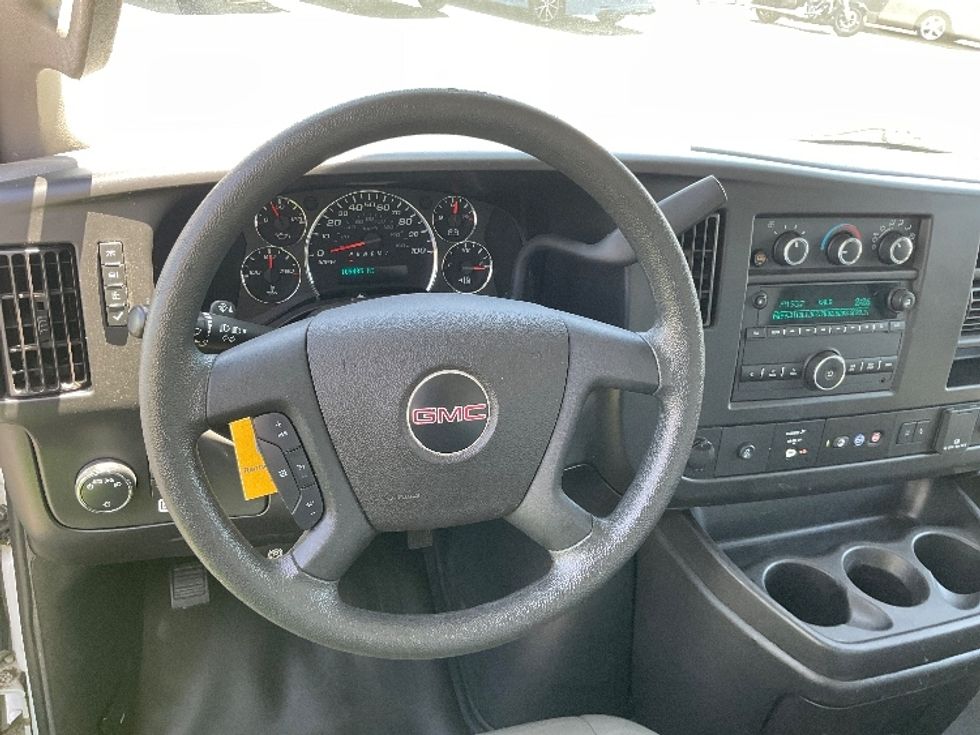 Light Duty Box Truck-Light and Medium Duty Trucks-GMC-2021-Savana G33903-Las Vegas-NV-109,485\n\t\tmiles-$ 27,500 - Image 16