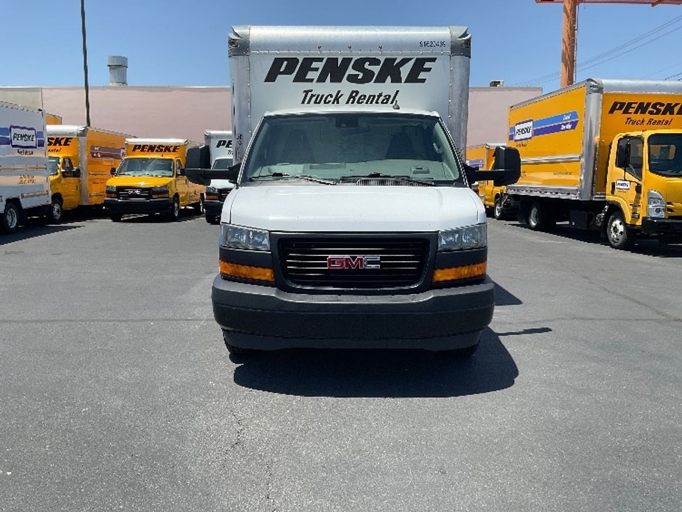 Light Duty Box Truck-Light and Medium Duty Trucks-GMC-2021-Savana G33903-Las Vegas-NV-109,485\n\t\tmiles-$ 27,500 - Image 2