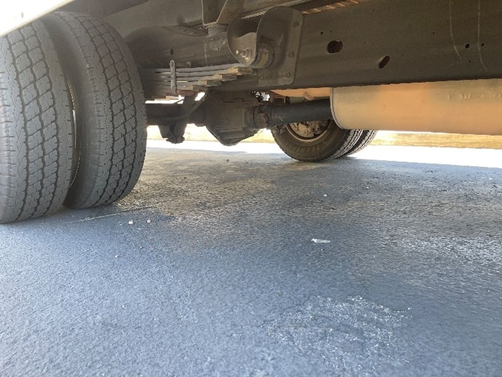 Light Duty Box Truck-Light and Medium Duty Trucks-GMC-2021-Savana G33903-Las Vegas-NV-110,105\n\t\tmiles-$ 23,000 - Image 13