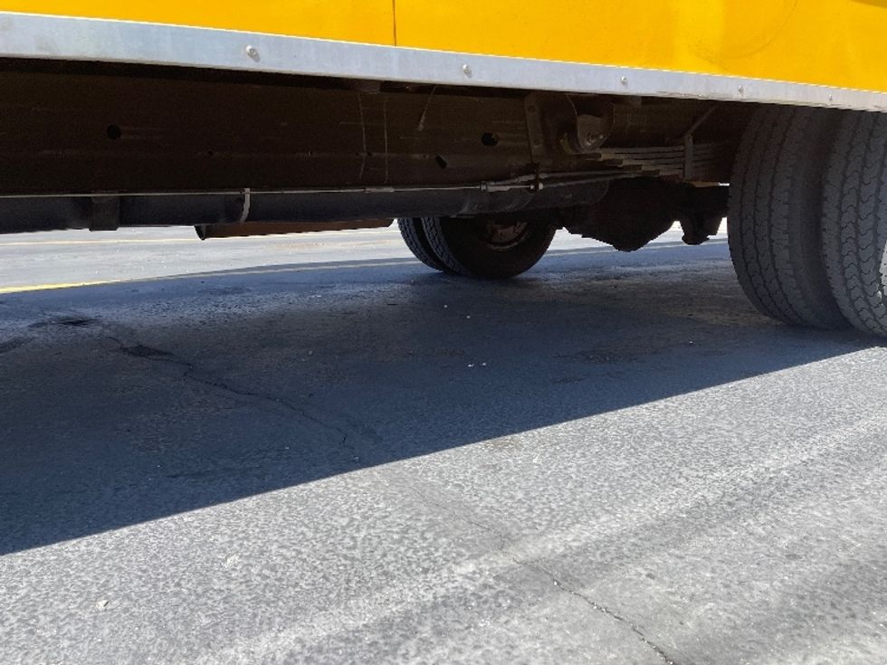 Light Duty Box Truck-Light and Medium Duty Trucks-GMC-2021-Savana G33903-Las Vegas-NV-110,105\n\t\tmiles-$ 23,000 - Image 5