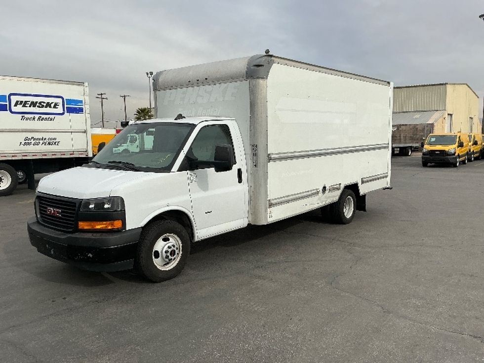 Light Duty Box Truck-Light and Medium Duty Trucks-GMC-2021-Savana G33903-Las Vegas-NV-113,674\n\t\tmiles-$ 29,500 - Image 3