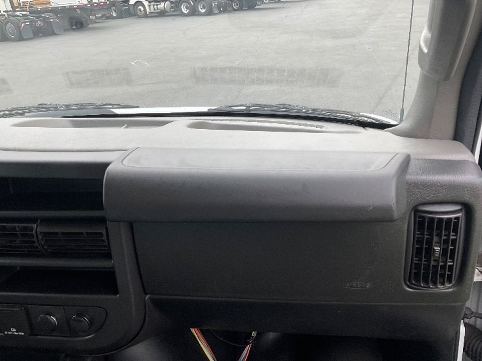 Light Duty Box Truck-Light and Medium Duty Trucks-GMC-2021-Savana G33903-Las Vegas-NV-117,724\n\t\tmiles-$ 29,000 - Image 20