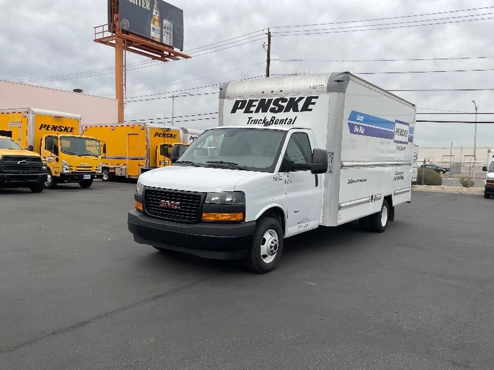 Light Duty Box Truck-Light and Medium Duty Trucks-GMC-2021-Savana G33903-Las Vegas-NV-117,724\n\t\tmiles-$ 29,000 - Image 3