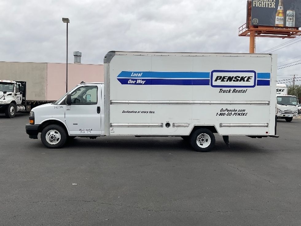 Light Duty Box Truck-Light and Medium Duty Trucks-GMC-2021-Savana G33903-Las Vegas-NV-117,724\n\t\tmiles-$ 29,000 - Image 4
