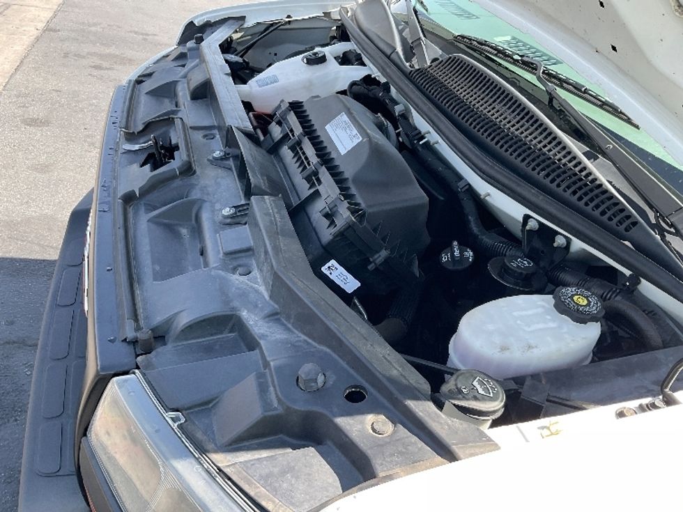 Light Duty Box Truck-Light and Medium Duty Trucks-GMC-2021-Savana G33903-Las Vegas-NV-60,166\n\t\tmiles-$ 37,250 - Image 23