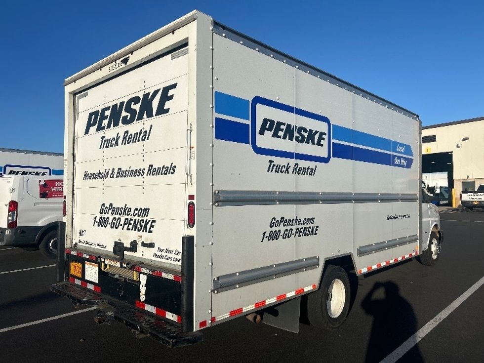 Light Duty Box Truck-Light and Medium Duty Trucks-GMC-2021-Savana G33903-Las Vegas-NV-63,169\n\t\tmiles-$ 35,000 - Image 13