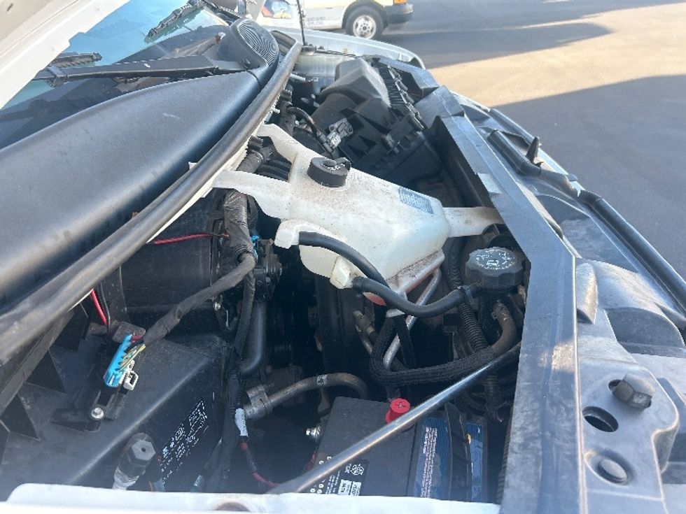Light Duty Box Truck-Light and Medium Duty Trucks-GMC-2021-Savana G33903-Las Vegas-NV-63,169\n\t\tmiles-$ 35,000 - Image 23