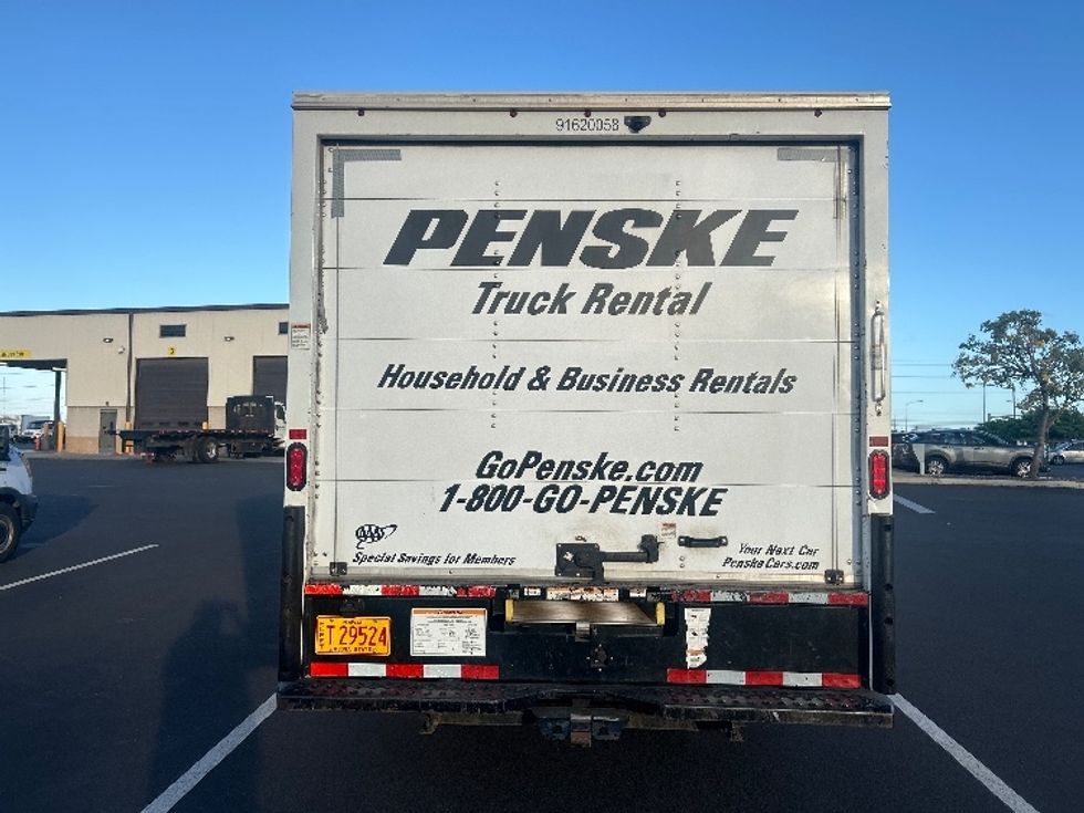 Light Duty Box Truck-Light and Medium Duty Trucks-GMC-2021-Savana G33903-Las Vegas-NV-63,169\n\t\tmiles-$ 35,000 - Image 7