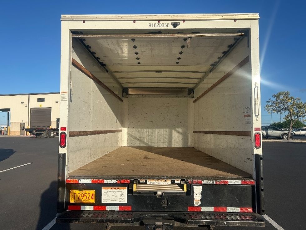Light Duty Box Truck-Light and Medium Duty Trucks-GMC-2021-Savana G33903-Las Vegas-NV-63,169\n\t\tmiles-$ 35,000 - Image 8