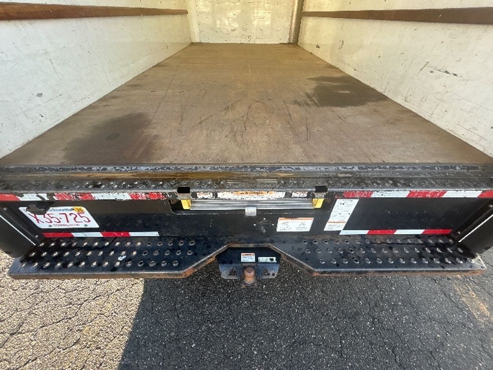 Light Duty Box Truck-Light and Medium Duty Trucks-GMC-2021-Savana G33903-Lawrence-MA-87,283\n\t\tmiles-$ 29,000 - Image 10