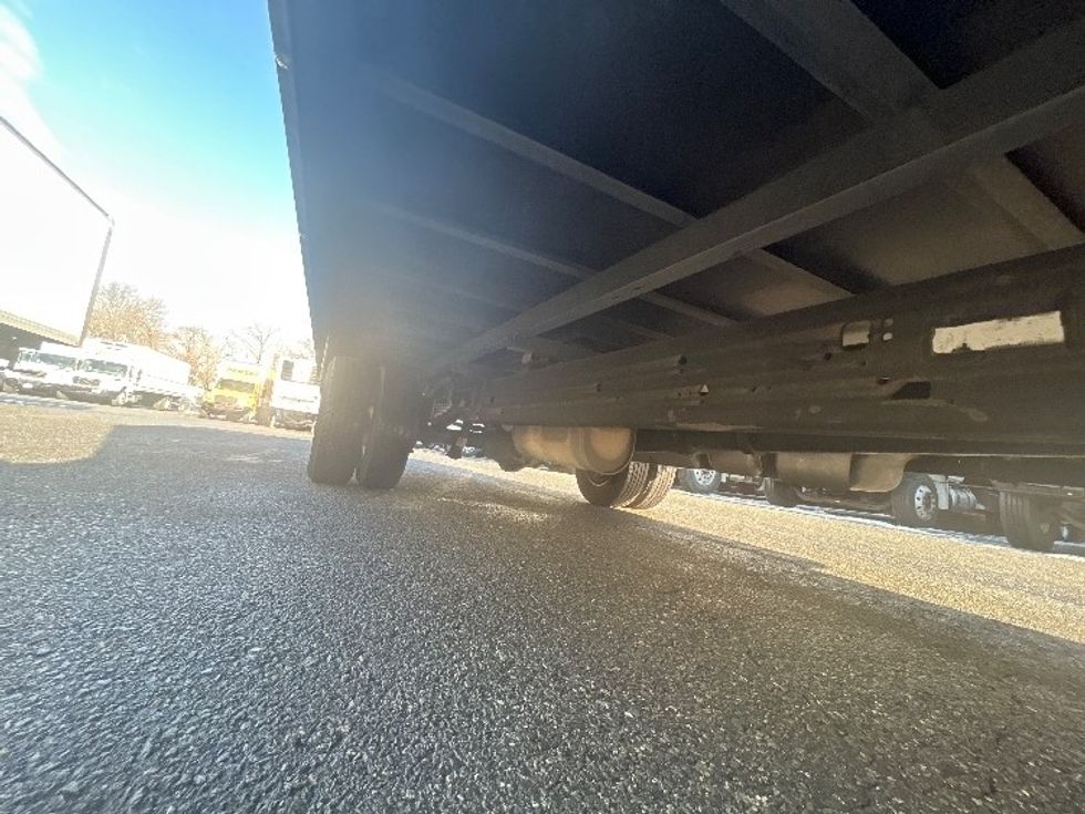 Light Duty Box Truck-Light and Medium Duty Trucks-GMC-2021-Savana G33903-Lawrence-MA-87,283\n\t\tmiles-$ 29,000 - Image 14