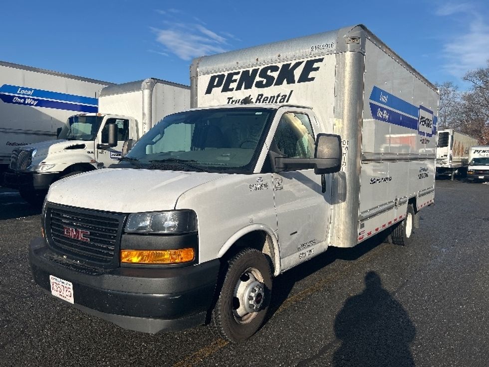 Light Duty Box Truck-Light and Medium Duty Trucks-GMC-2021-Savana G33903-Lawrence-MA-87,283\n\t\tmiles-$ 29,000 - Image 3