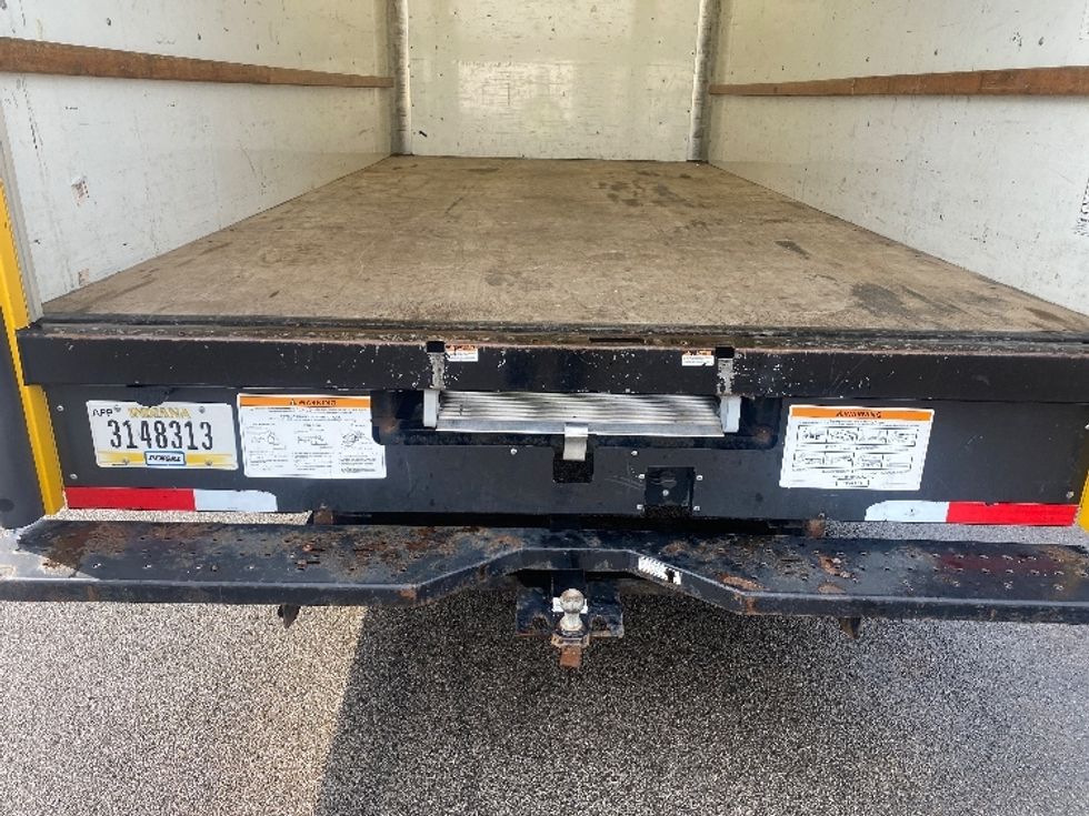 Light Duty Box Truck-Light and Medium Duty Trucks-GMC-2021-Savana G33903-Lexington-KY-64,772\n\t\tmiles-$ 28,250 - Image 10