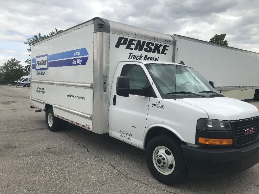 Light Duty Box Truck-Light and Medium Duty Trucks-GMC-2021-Savana G33903-Lincoln-NE-105,035\n\t\tmiles-$ 27,500 - Image 1