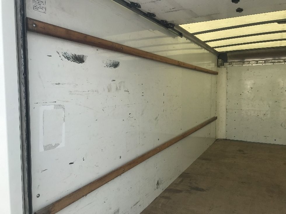 Light Duty Box Truck-Light and Medium Duty Trucks-GMC-2021-Savana G33903-Lincoln-NE-105,035\n\t\tmiles-$ 27,500 - Image 10