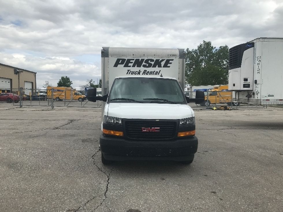 Light Duty Box Truck-Light and Medium Duty Trucks-GMC-2021-Savana G33903-Lincoln-NE-105,035\n\t\tmiles-$ 27,500 - Image 2
