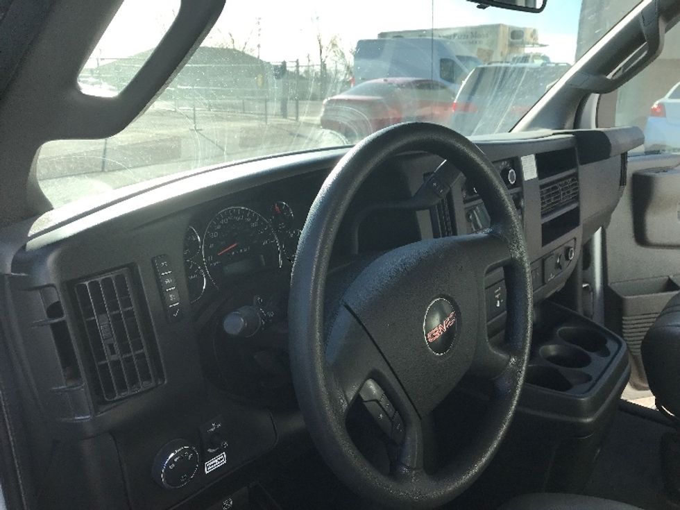 Light Duty Box Truck-Light and Medium Duty Trucks-GMC-2021-Savana G33903-Lincoln-NE-97,544\n\t\tmiles-$ 29,750 - Image 14