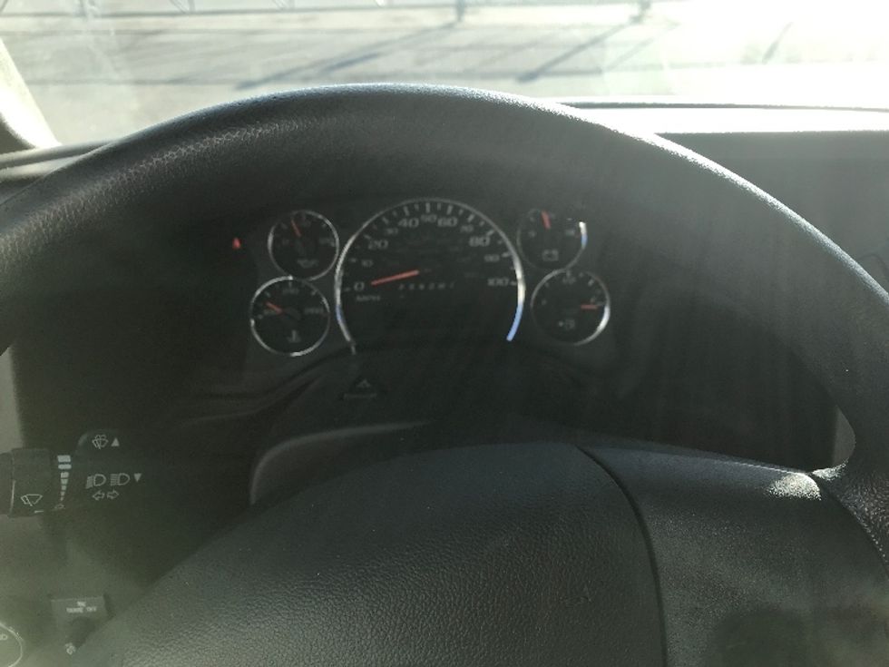 Light Duty Box Truck-Light and Medium Duty Trucks-GMC-2021-Savana G33903-Lincoln-NE-97,544\n\t\tmiles-$ 29,750 - Image 15