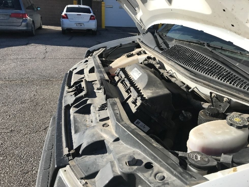 Light Duty Box Truck-Light and Medium Duty Trucks-GMC-2021-Savana G33903-Lincoln-NE-97,544\n\t\tmiles-$ 29,750 - Image 21