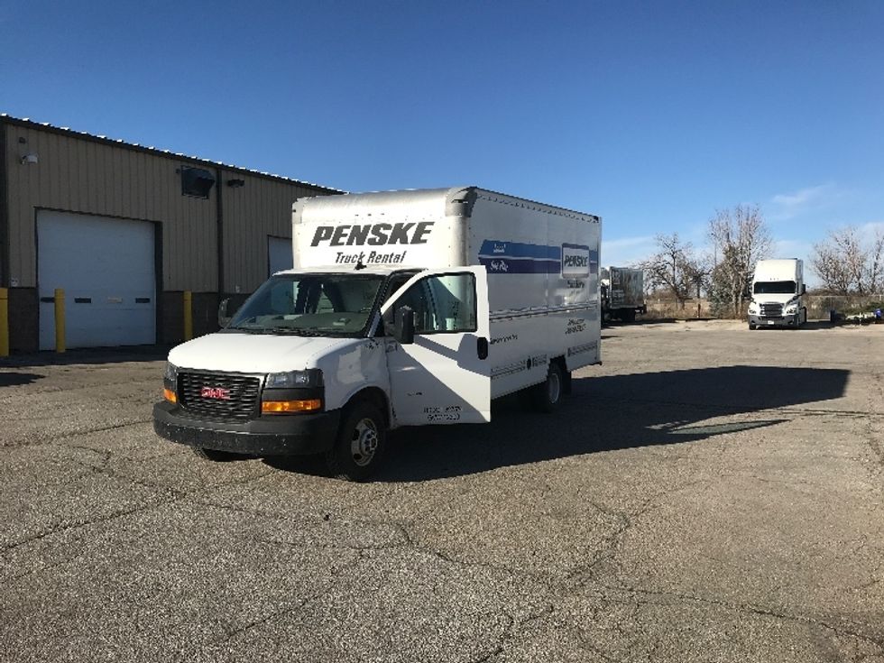 Light Duty Box Truck-Light and Medium Duty Trucks-GMC-2021-Savana G33903-Lincoln-NE-97,544\n\t\tmiles-$ 29,750 - Image 3