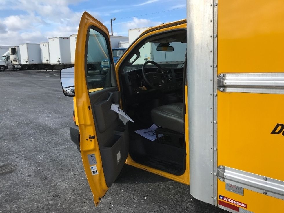 Light Duty Box Truck-Light and Medium Duty Trucks-GMC-2021-Savana G33903-Linden-NJ-102,140\n\t\tmiles-$ 25,500 - Image 16