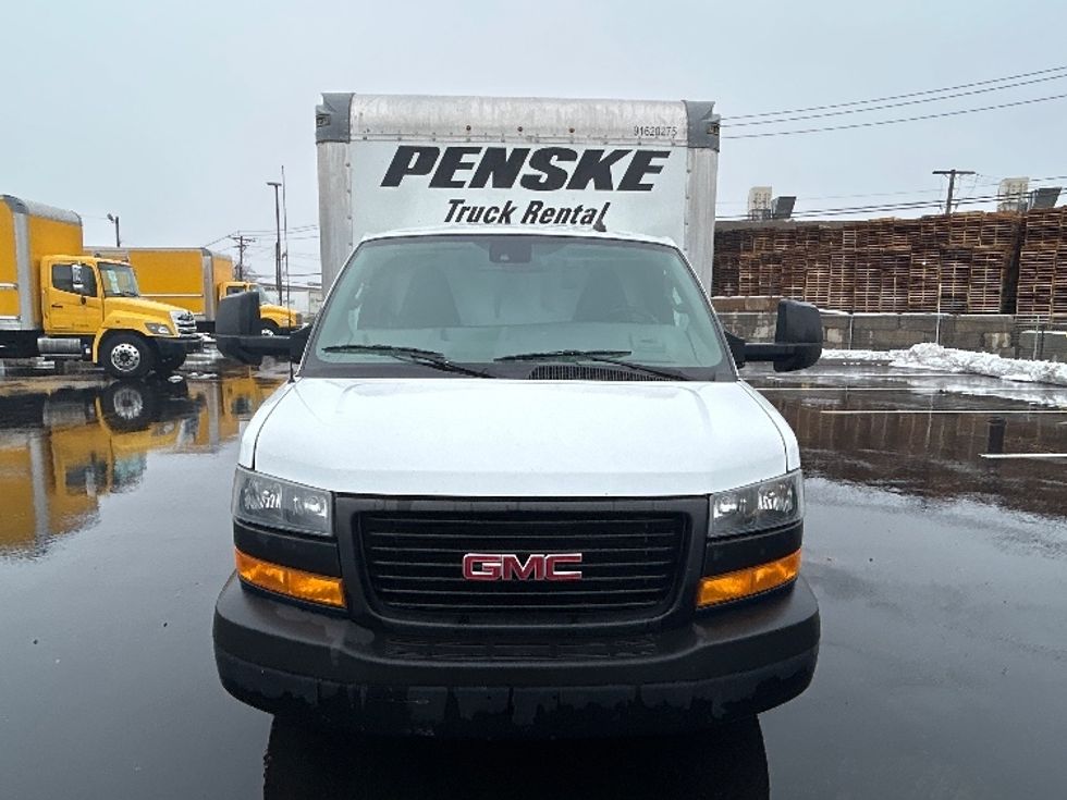 Light Duty Box Truck-Light and Medium Duty Trucks-GMC-2021-Savana G33903-Linden-NJ-104,279\n\t\tmiles-$ 28,000 - Image 2