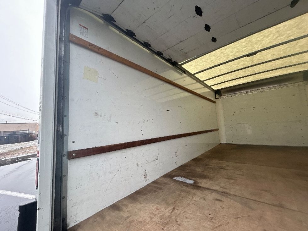 Light Duty Box Truck-Light and Medium Duty Trucks-GMC-2021-Savana G33903-Linden-NJ-121,398\n\t\tmiles-$ 26,250 - Image 11