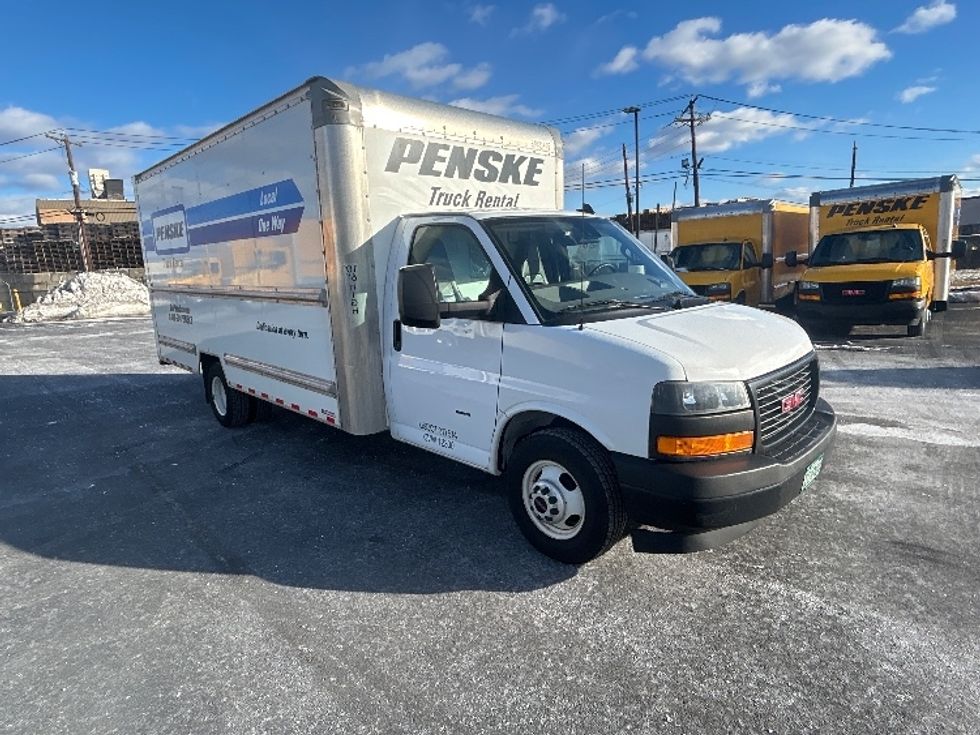 Light Duty Box Truck-Light and Medium Duty Trucks-GMC-2021-Savana G33903-Linden-NJ-95,101\n\t\tmiles-$ 29,000 - Image 1