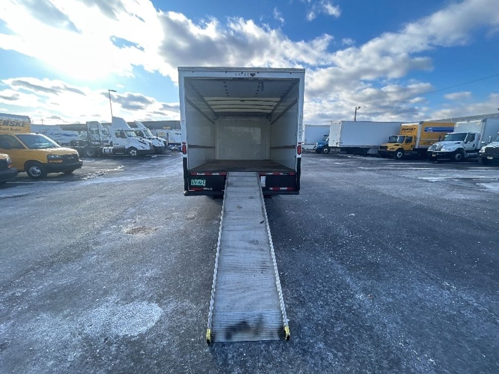 Light Duty Box Truck-Light and Medium Duty Trucks-GMC-2021-Savana G33903-Linden-NJ-95,101\n\t\tmiles-$ 29,000 - Image 9