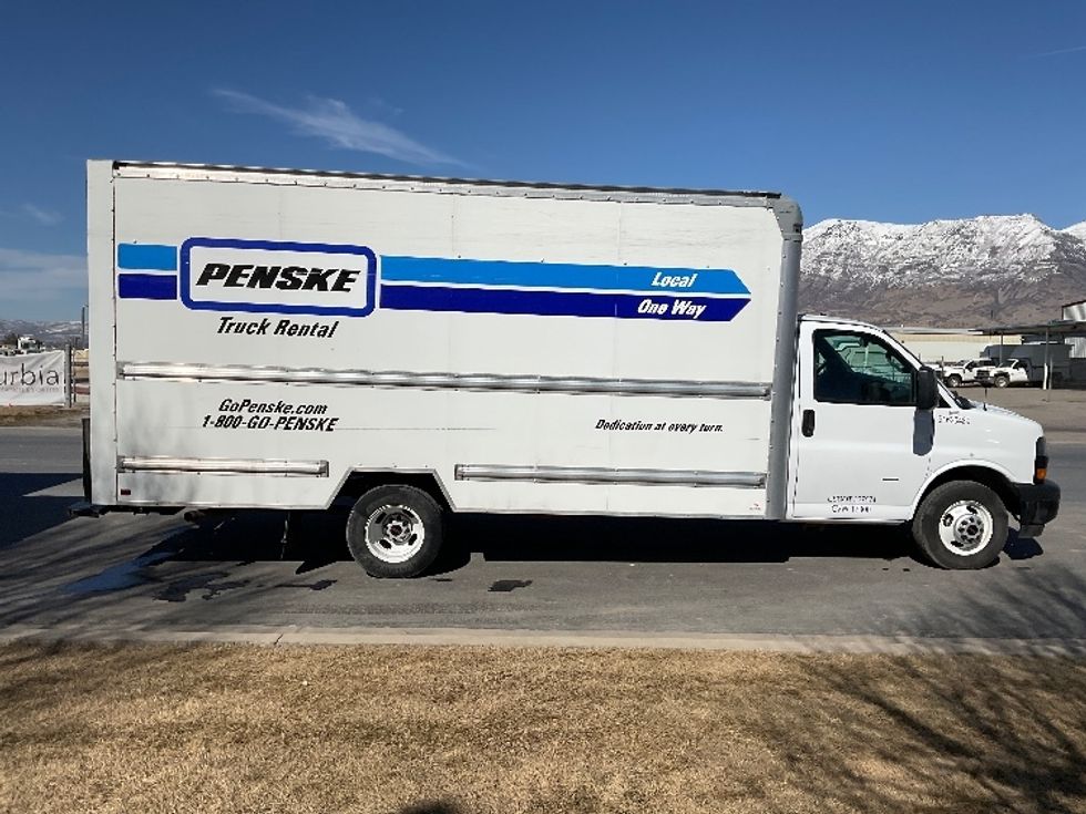 Light Duty Box Truck-Light and Medium Duty Trucks-GMC-2021-Savana G33903-Lindon-UT-87,290\n\t\tmiles-$ 37,000 - Image 14