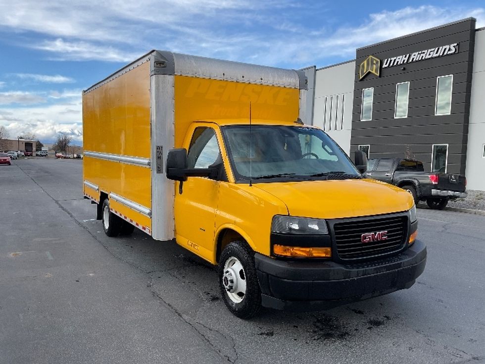 Light Duty Box Truck-Light and Medium Duty Trucks-GMC-2021-Savana G33903-Lindon-UT-90,373\n\t\tmiles-$ 29,000 - Image 1