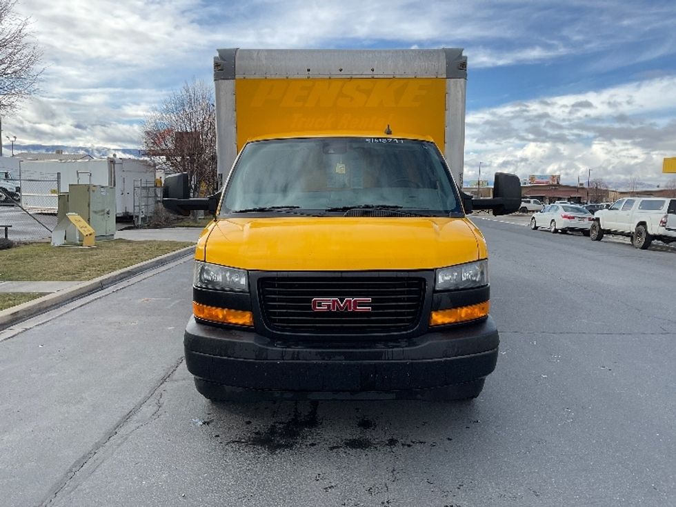 Light Duty Box Truck-Light and Medium Duty Trucks-GMC-2021-Savana G33903-Lindon-UT-90,373\n\t\tmiles-$ 29,000 - Image 2