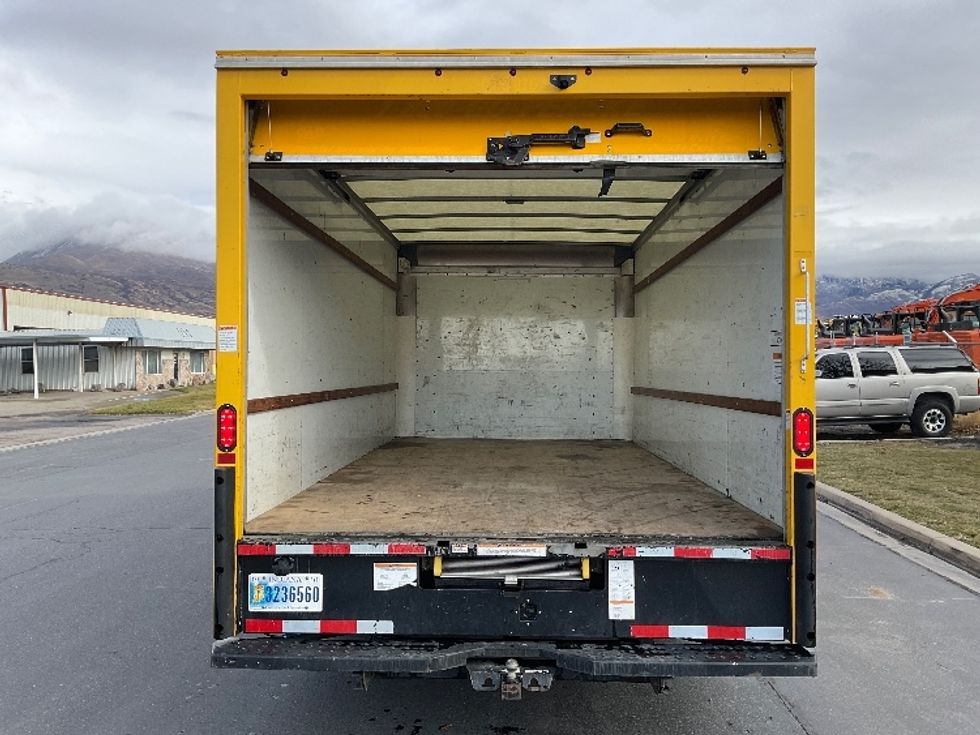 Light Duty Box Truck-Light and Medium Duty Trucks-GMC-2021-Savana G33903-Lindon-UT-90,373\n\t\tmiles-$ 29,000 - Image 8