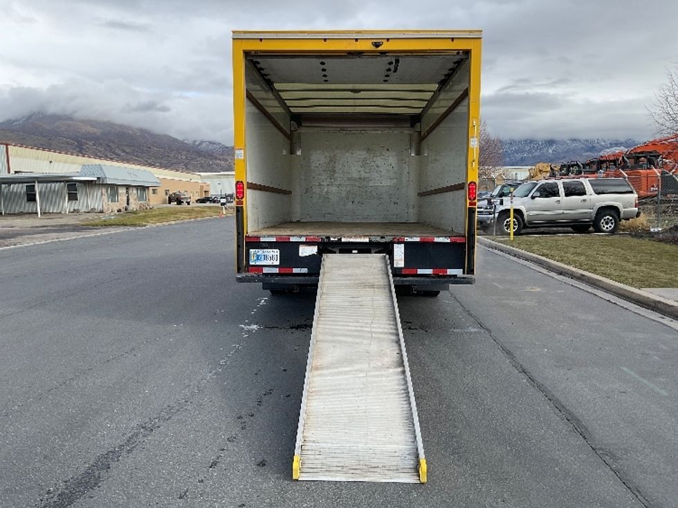 Light Duty Box Truck-Light and Medium Duty Trucks-GMC-2021-Savana G33903-Lindon-UT-90,373\n\t\tmiles-$ 29,000 - Image 9