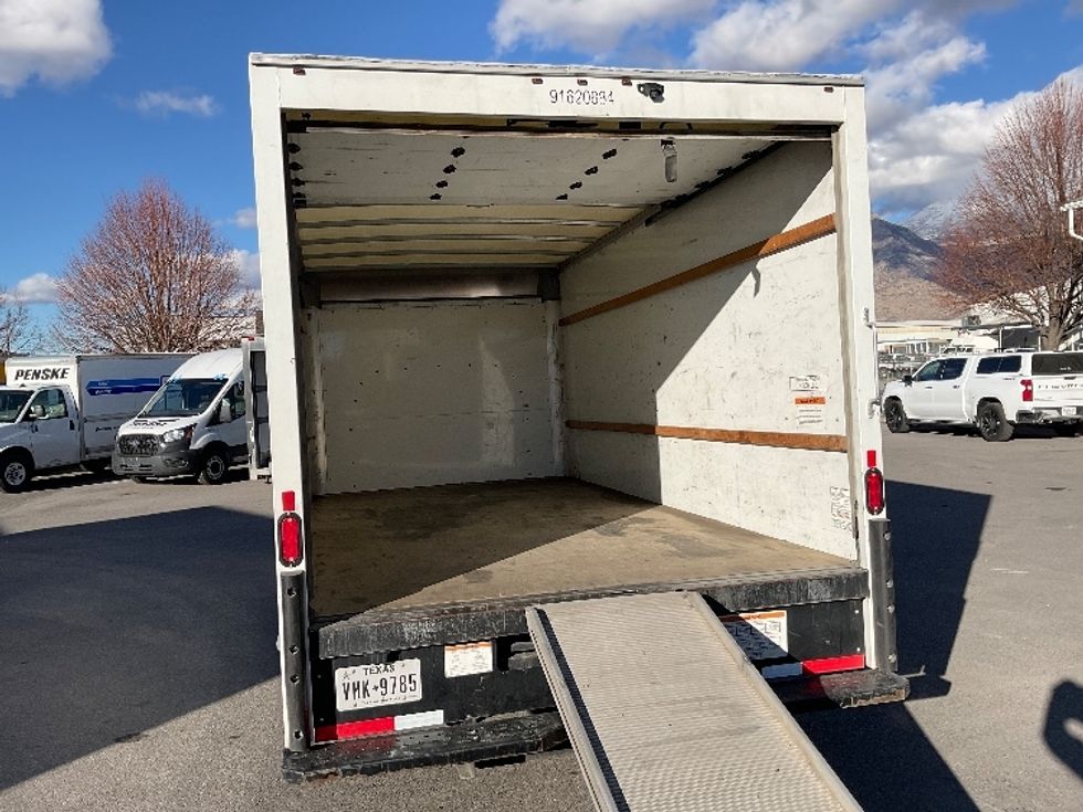 Light Duty Box Truck-Light and Medium Duty Trucks-GMC-2021-Savana G33903-Lindon-UT-91,285\n\t\tmiles-$ 32,000 - Image 12