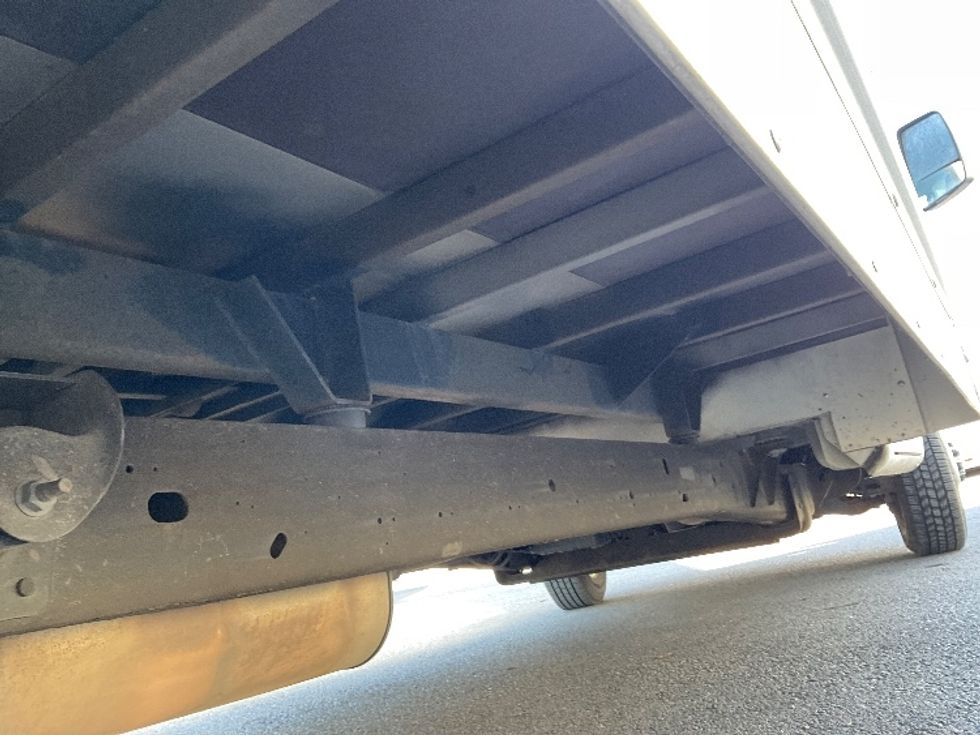 Light Duty Box Truck-Light and Medium Duty Trucks-GMC-2021-Savana G33903-Lindon-UT-91,285\n\t\tmiles-$ 32,000 - Image 14