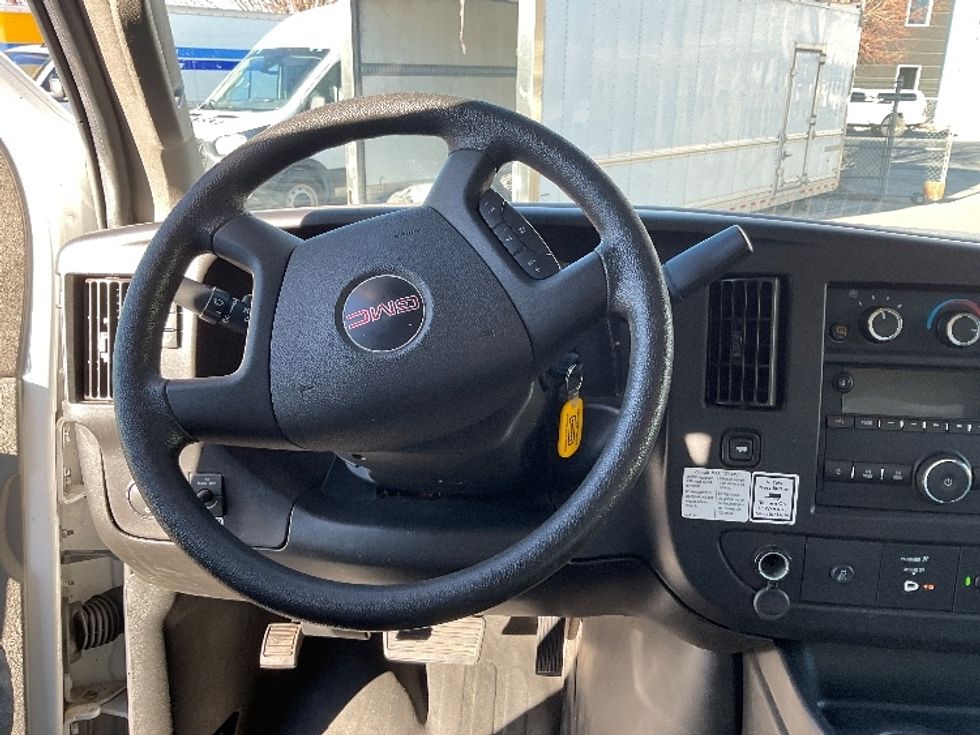 Light Duty Box Truck-Light and Medium Duty Trucks-GMC-2021-Savana G33903-Lindon-UT-91,285\n\t\tmiles-$ 32,000 - Image 18