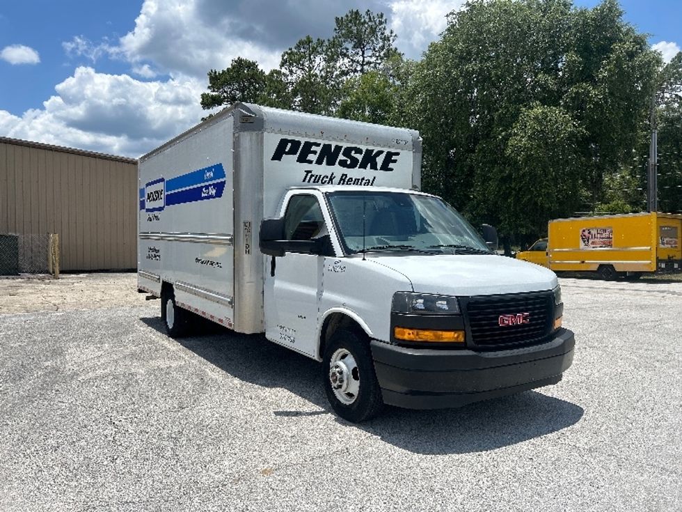 Light Duty Box Truck-Light and Medium Duty Trucks-GMC-2021-Savana G33903-Little Rock-AR-106,952\n\t\tmiles-$ 29,250 - Image 1