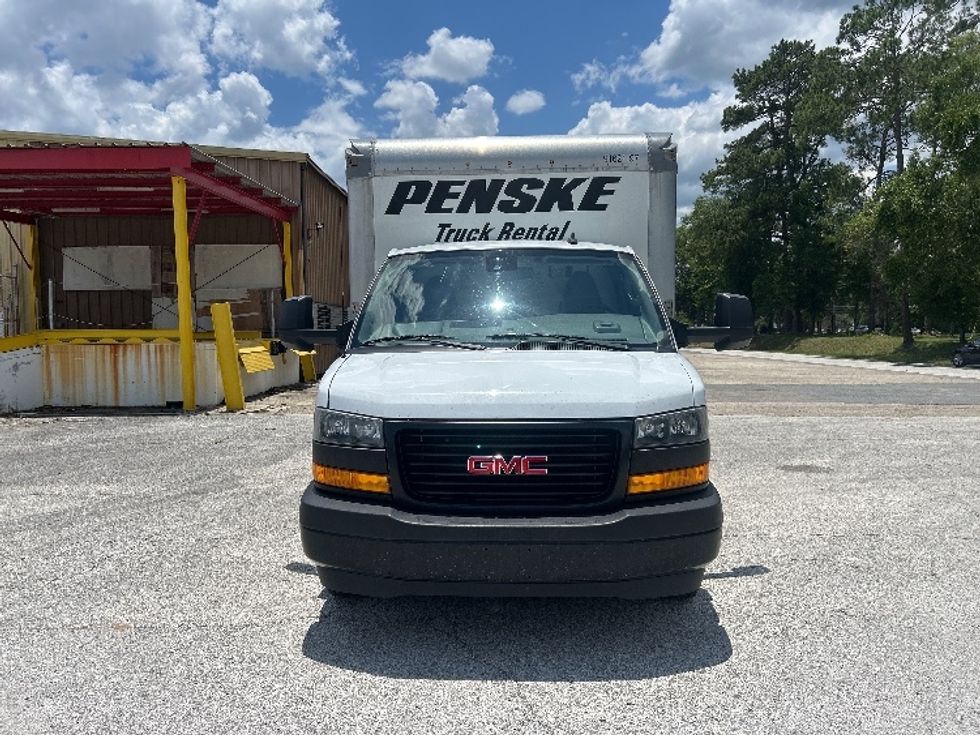Light Duty Box Truck-Light and Medium Duty Trucks-GMC-2021-Savana G33903-Little Rock-AR-106,952\n\t\tmiles-$ 29,250 - Image 2