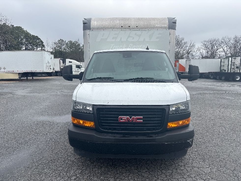 Light Duty Box Truck-Light and Medium Duty Trucks-GMC-2021-Savana G33903-Little Rock-AR-110,332\n\t\tmiles-$ 28,000 - Image 2