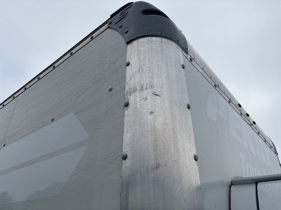 Light Duty Box Truck-Light and Medium Duty Trucks-GMC-2021-Savana G33903-Little Rock-AR-110,332\n\t\tmiles-$ 28,000 - Image 26