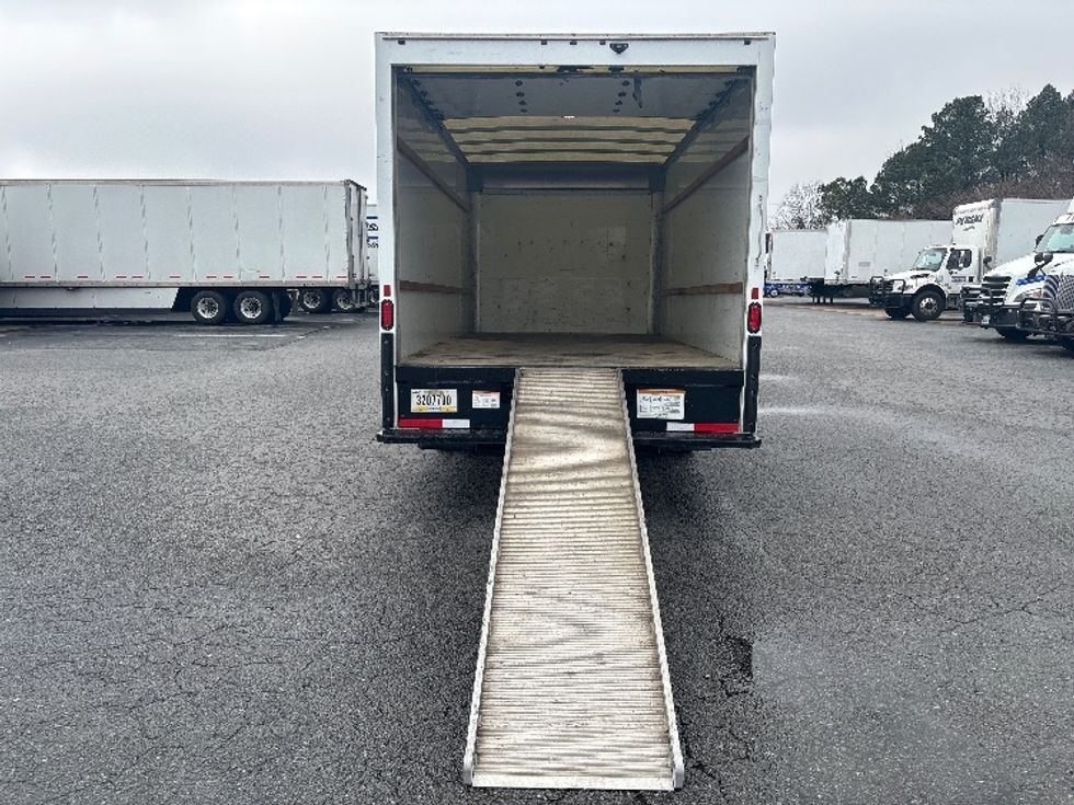 Light Duty Box Truck-Light and Medium Duty Trucks-GMC-2021-Savana G33903-Little Rock-AR-110,332\n\t\tmiles-$ 28,000 - Image 9