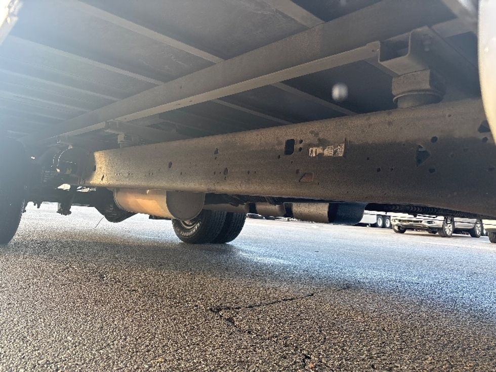 Light Duty Box Truck-Light and Medium Duty Trucks-GMC-2021-Savana G33903-Little Rock-AR-120,781\n\t\tmiles-$ 26,750 - Image 14