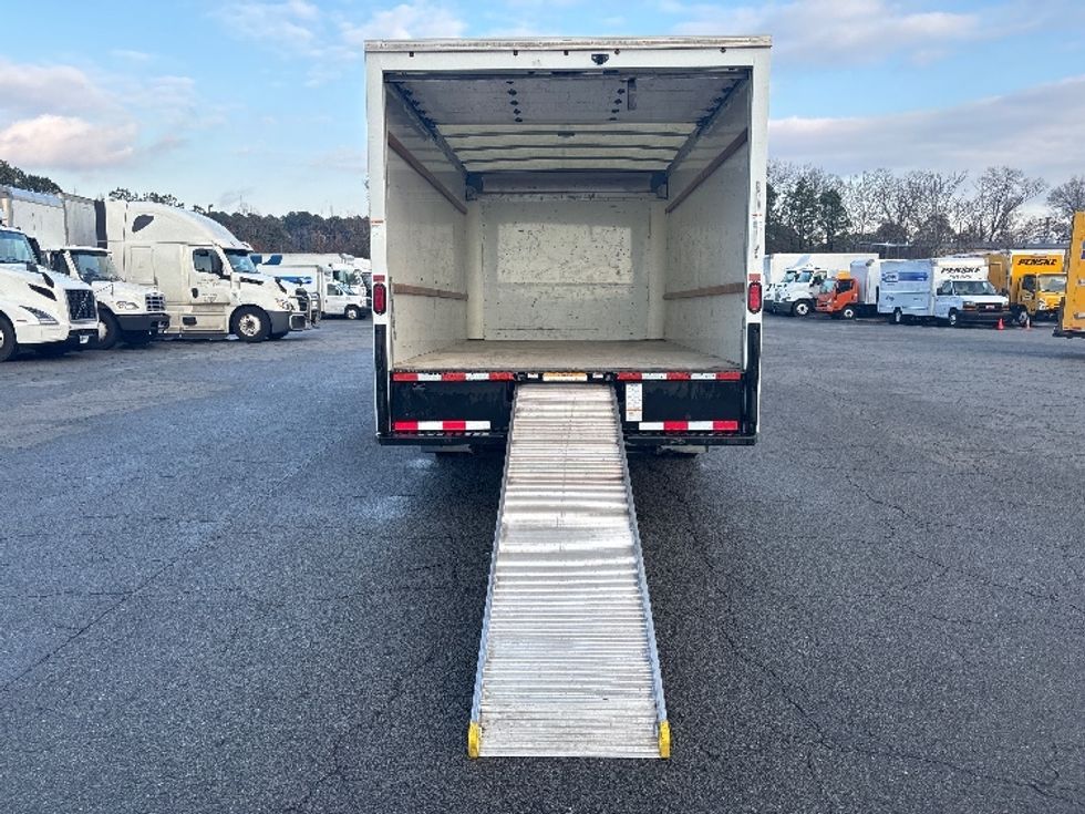 Light Duty Box Truck-Light and Medium Duty Trucks-GMC-2021-Savana G33903-Little Rock-AR-120,781\n\t\tmiles-$ 26,750 - Image 9